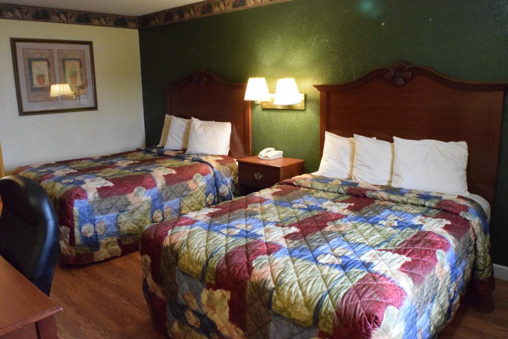 Delux Inn Odessa Phòng bức ảnh
